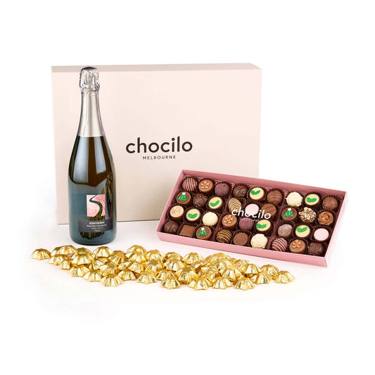 Chocilo Melbourne Starry Night Christmas Luxury Chocolate Hamper with 36 premium chocolates, 100 gold foiled stars, and a bottle of Strathewen Chardonnay