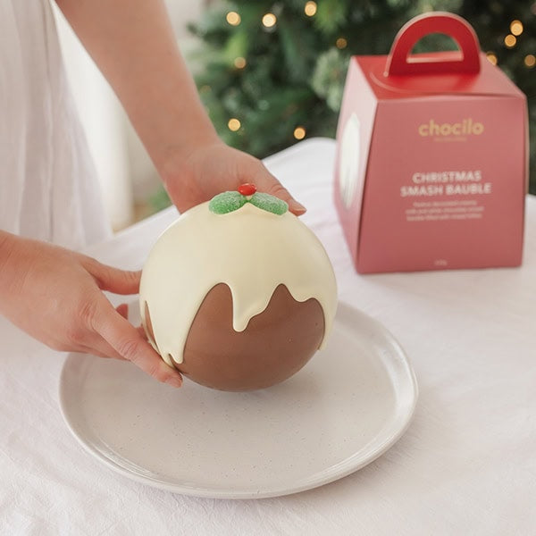 Chocilo Melbourne Christmas Premium Milk and White Chocolate Plum Pudding Smash Pinata Cake filled with fresh lollies.