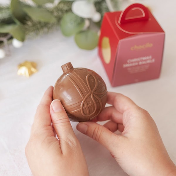 Chocilo Melbourne Christmas Premium Milk Chocolate Smash Bauble with Chocolate Smarties.