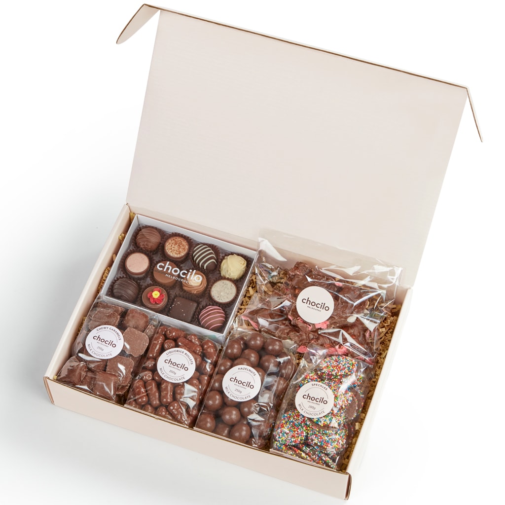 Chocilo Melbourne Milk and Dark Chocolate Gift Hamper 'Chocolate Makes Everything Better'. Premium chocolates made in Melbourne. Blush pink gift box.
